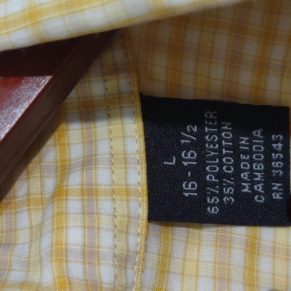 USED VAN HEUSEN BUTTON DOWN YELLOW CHECKERED SHIRT SHORT SLEEVE L 16-16 1/2 - Picture 3 of 12